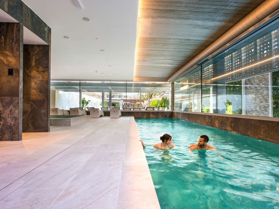 Behandlingsrum för par, bastu, bubbelpool, ångbastu och gravidmassage