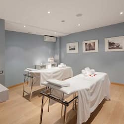 Sauna, tab panas, bilik wap, mandi tangas / hammam, hidroterapi