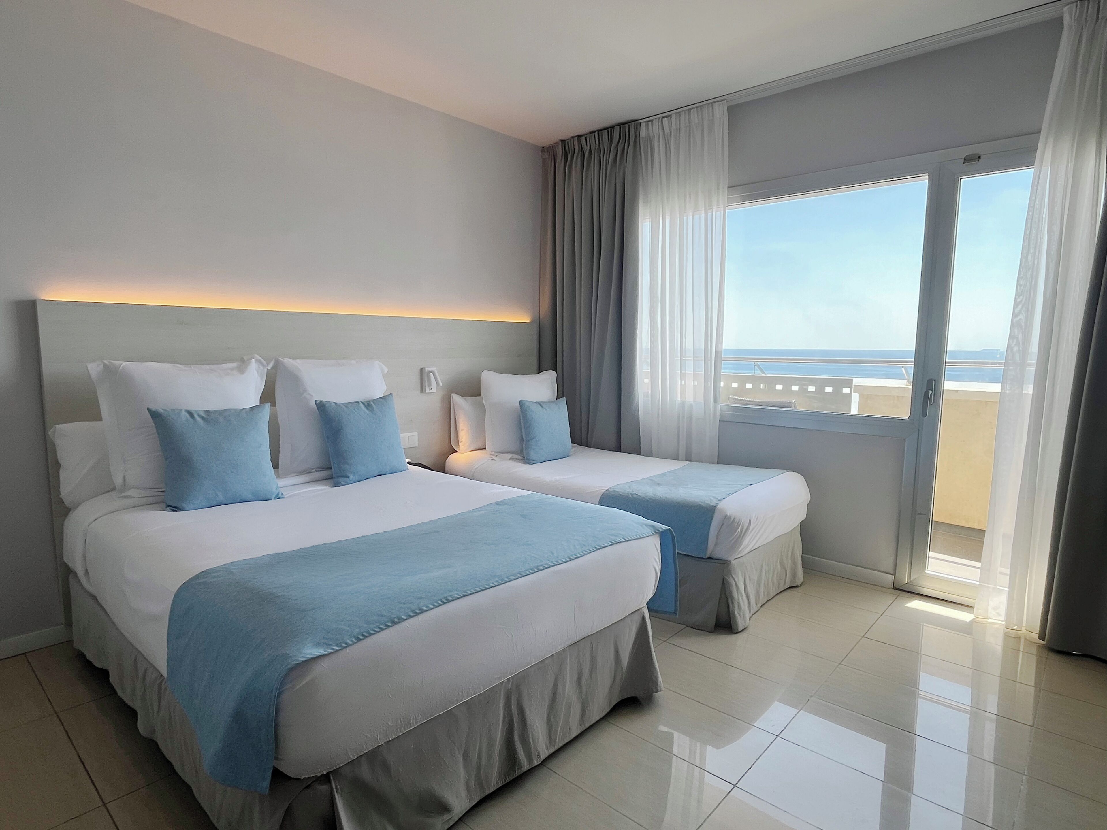 Comfort Double Room, 1 Bedroom, Balcony, Sea View | Desk, free WiFi, bed sheets