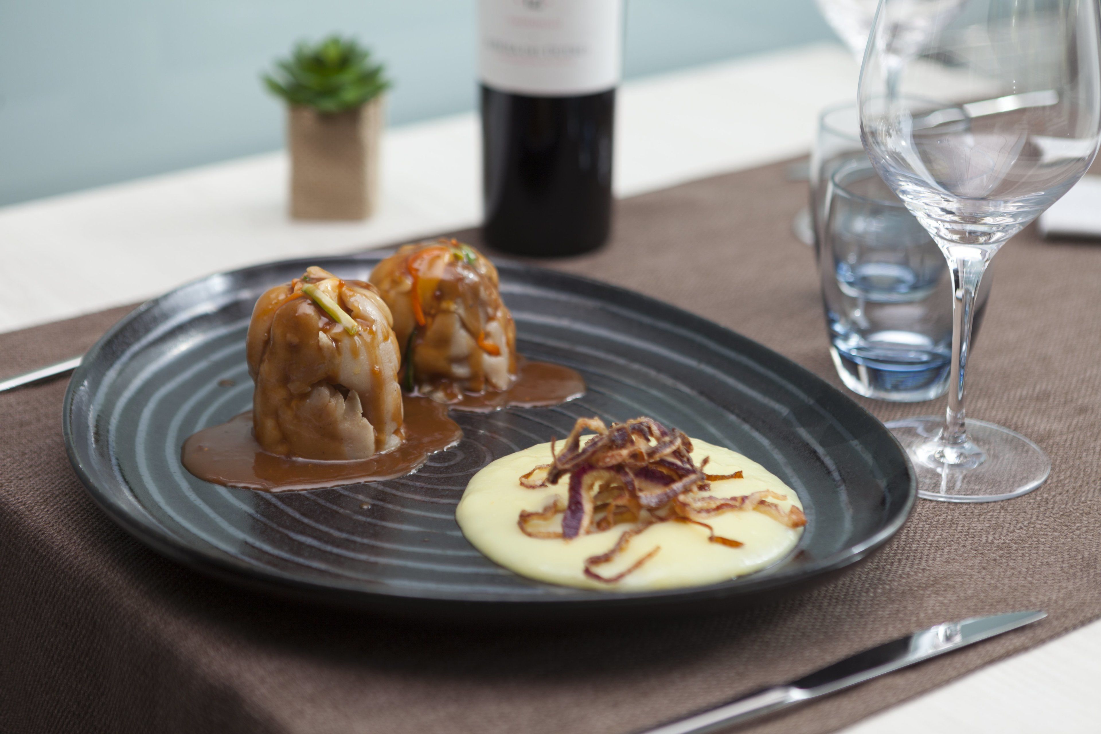 Photo - URH Excelsior