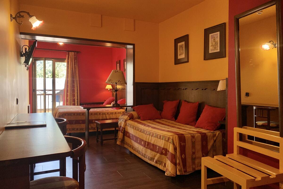In-room safe, desk, blackout drapes, free WiFi