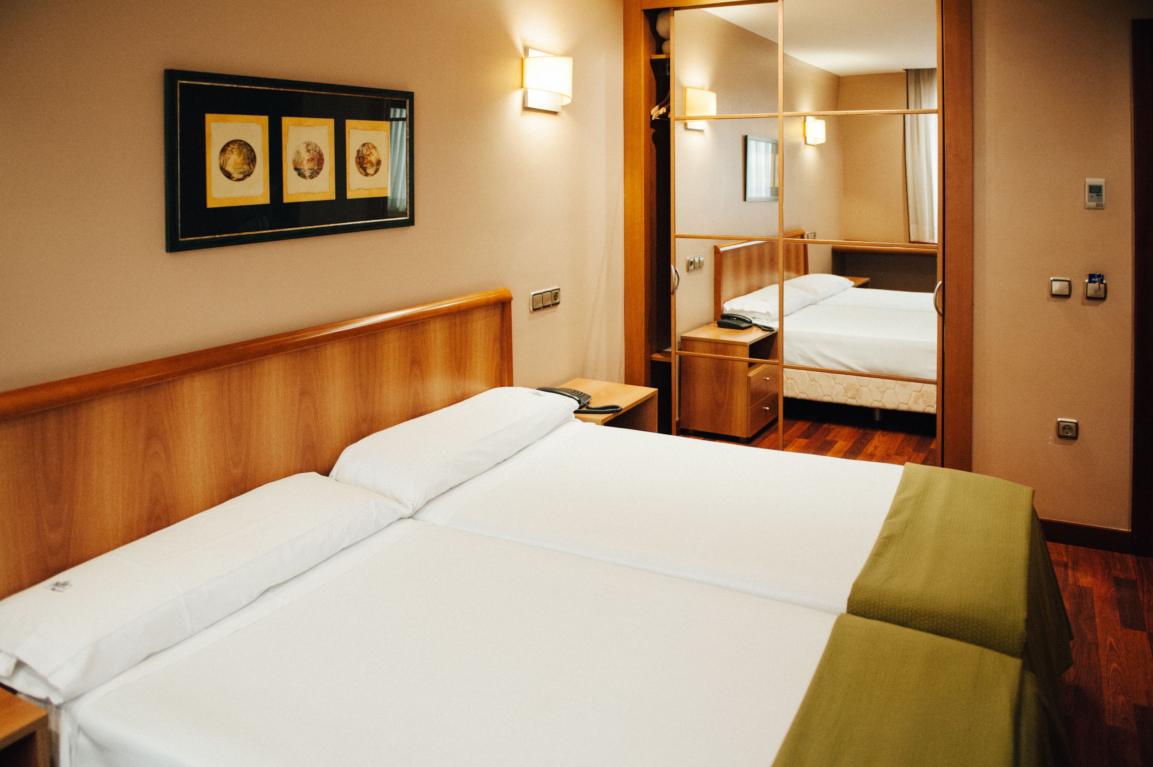 double or twin room | free wifi, bed sheets
