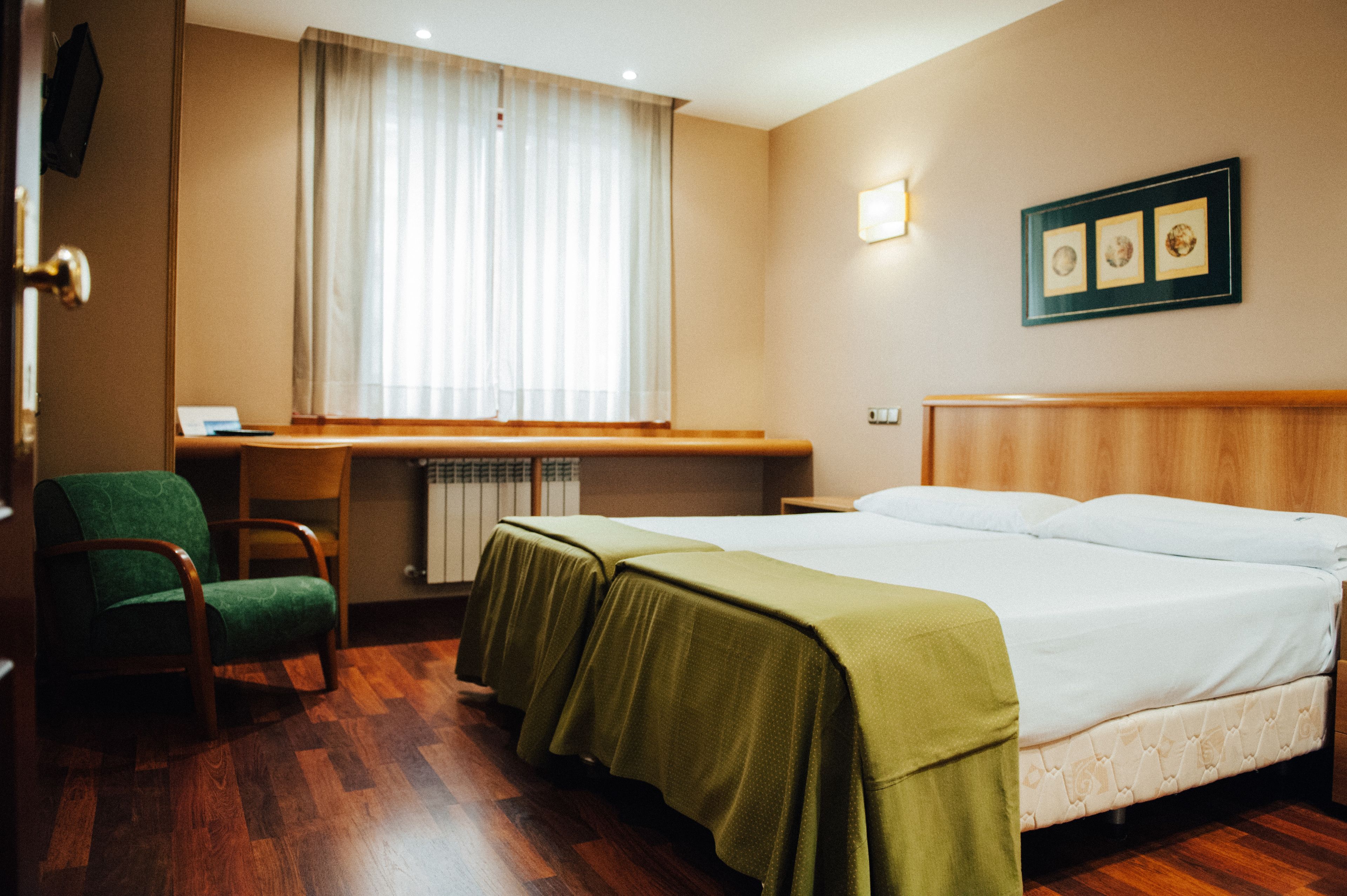 double or twin room | free wifi, bed sheets