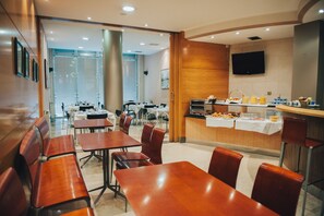 Bar (en la propiedad)