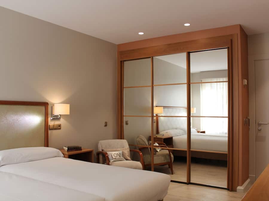 Quarto casal ou duplo | Wi-Fi de cortesia, roupa de cama