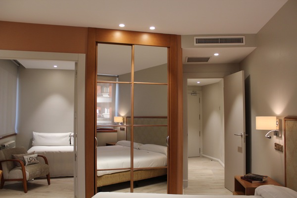 Wifi gratis y ropa de cama