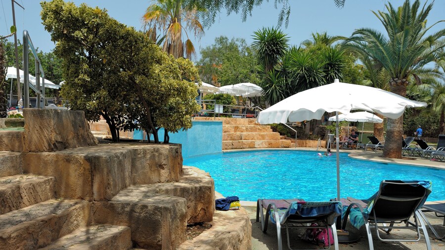 Club Simo Aparthotel