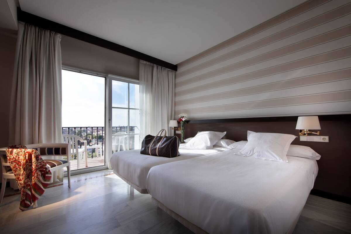 Minibar, in-room safe, desk, blackout drapes