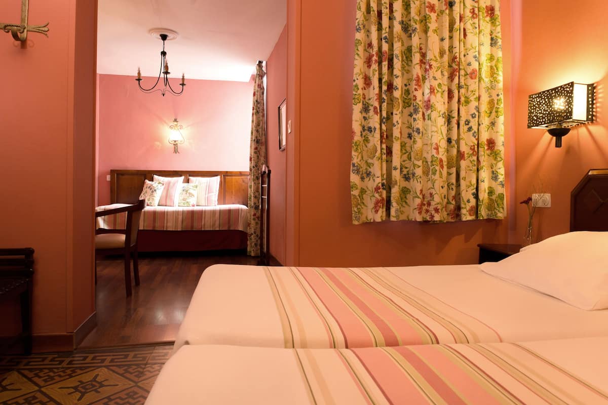 1 bedroom, minibar, in-room safe, desk