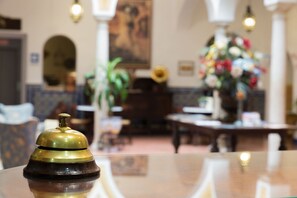 Reception - Hotel Abanico Casa Palacio (Seville)