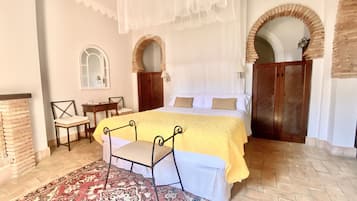 Doppia Deluxe | 1 camera, biancheria da letto di alta qualità, copriletto in piuma