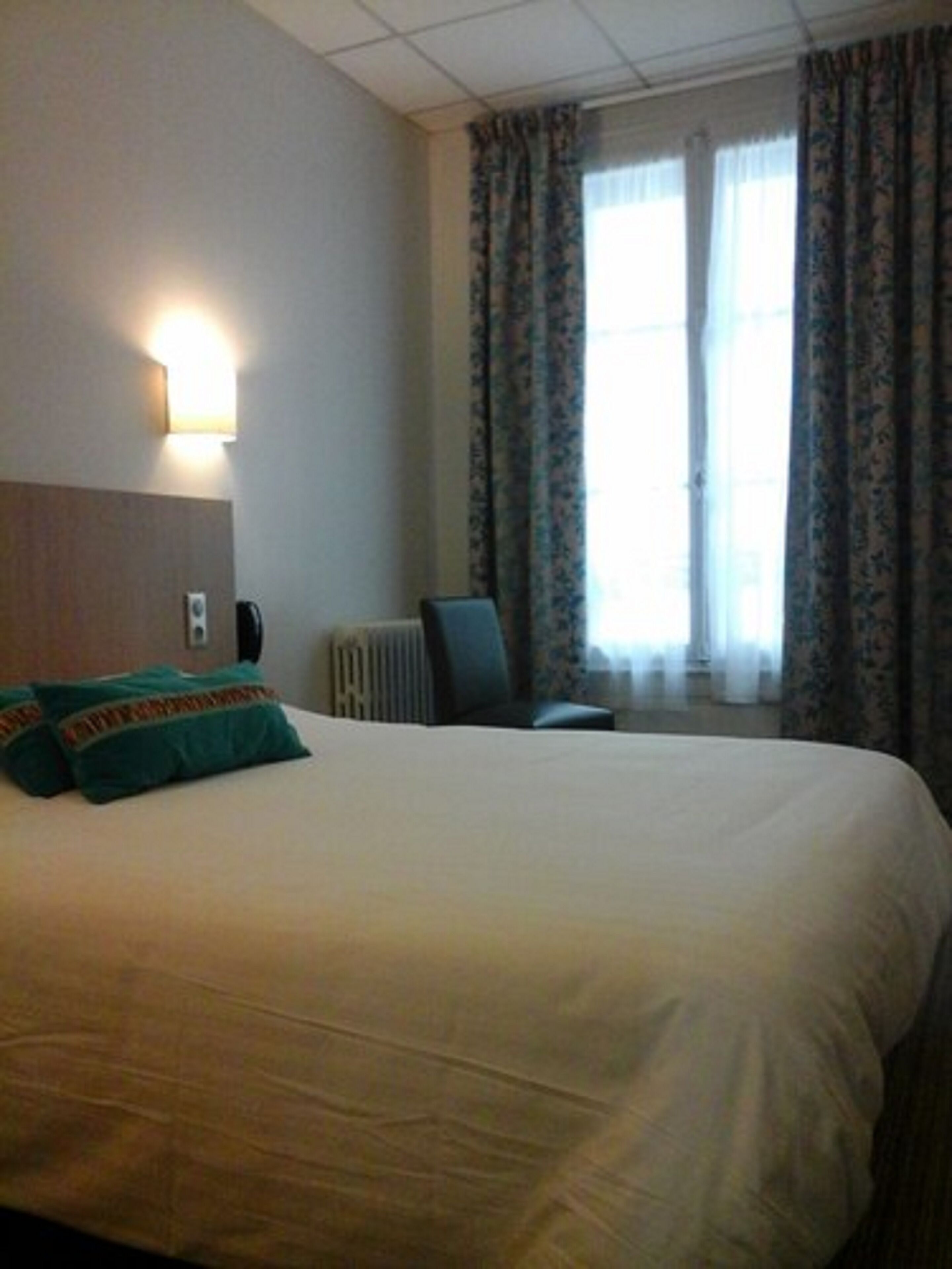 comfort double room | pillow-top beds, in-room safe, desk, blackout curtains