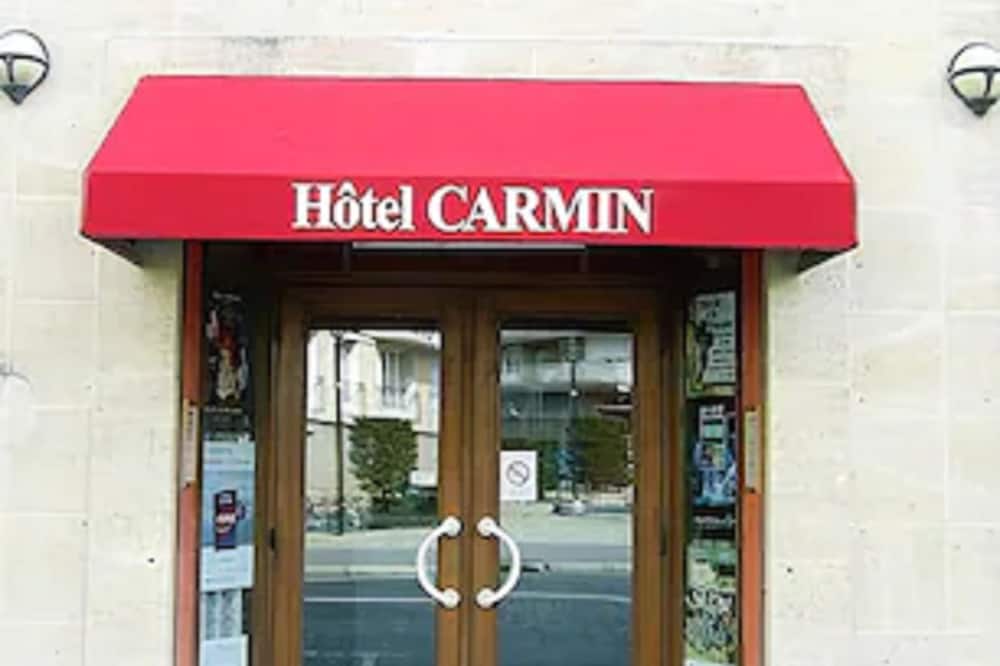 Hotel Carmin