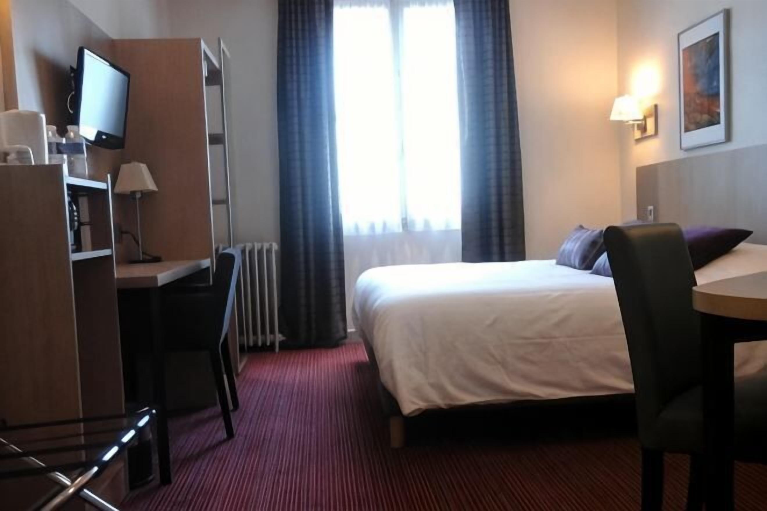Pillow-top beds, in-room safe, desk, blackout curtains