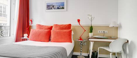 Standard-Doppelzimmer | Minibar, Zimmersafe, Schreibtisch, Verdunkelungsvorhänge