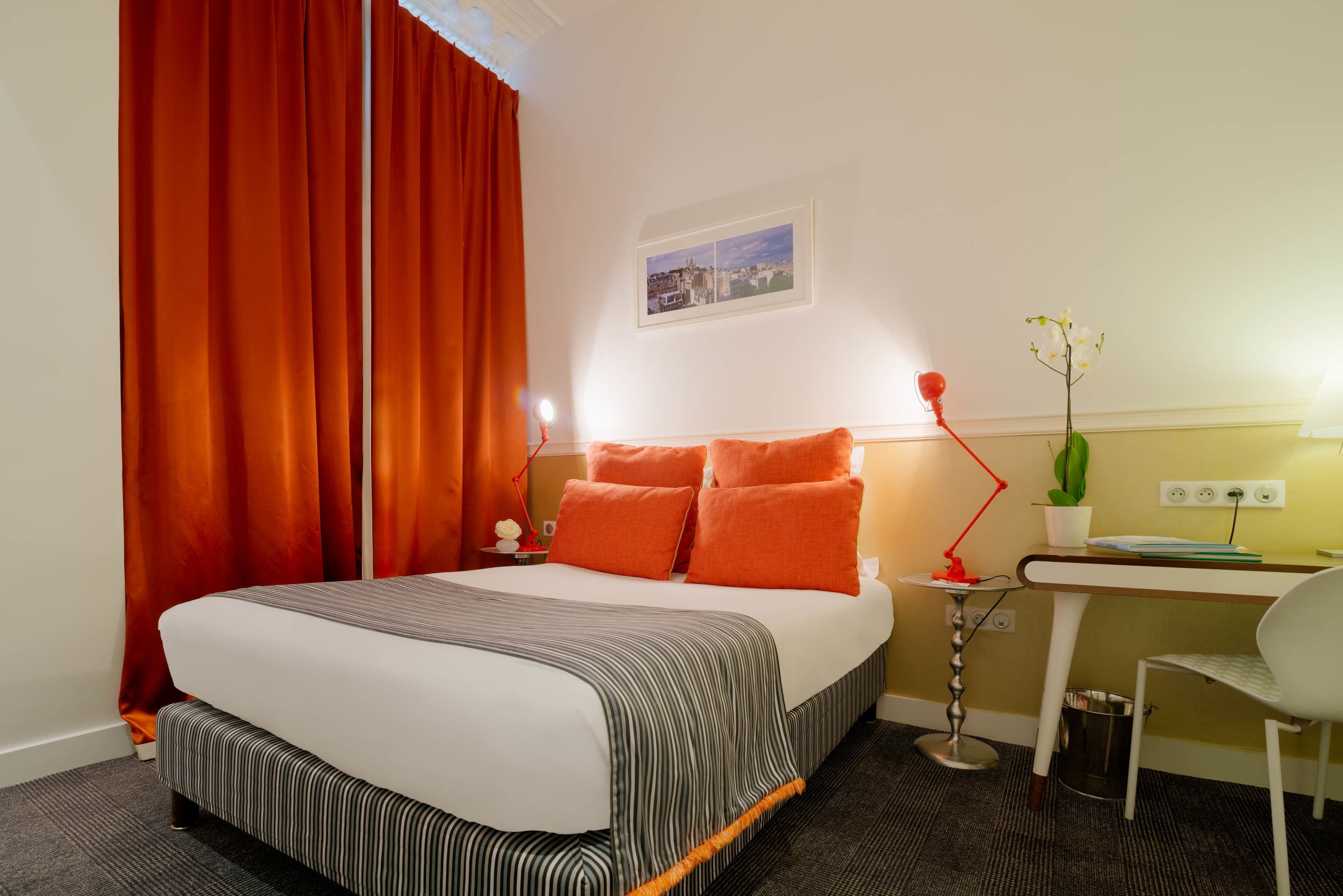 minibar, in-room safe, desk, blackout curtains