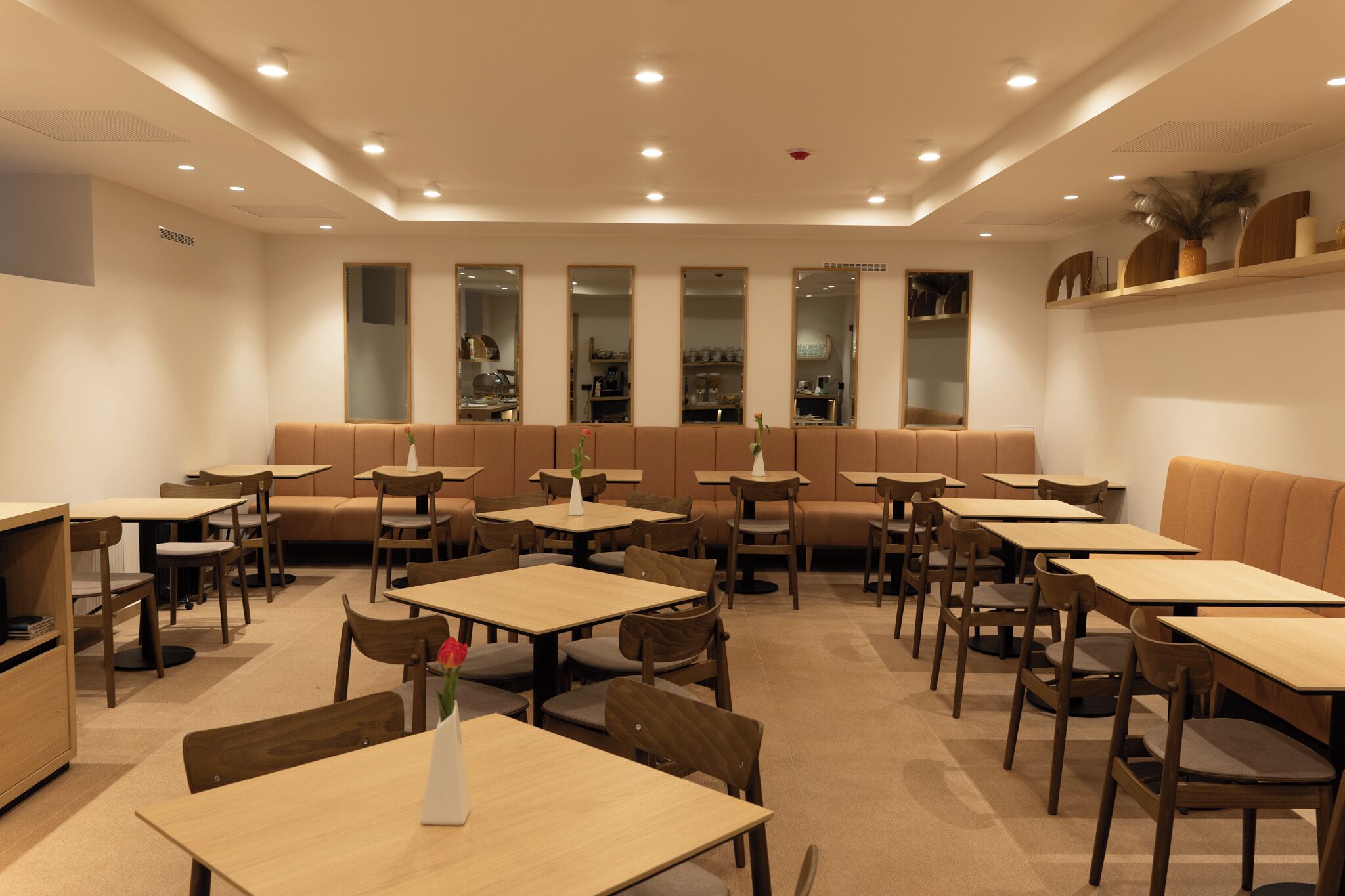 فطور أوروبي مجانًا يوميًا