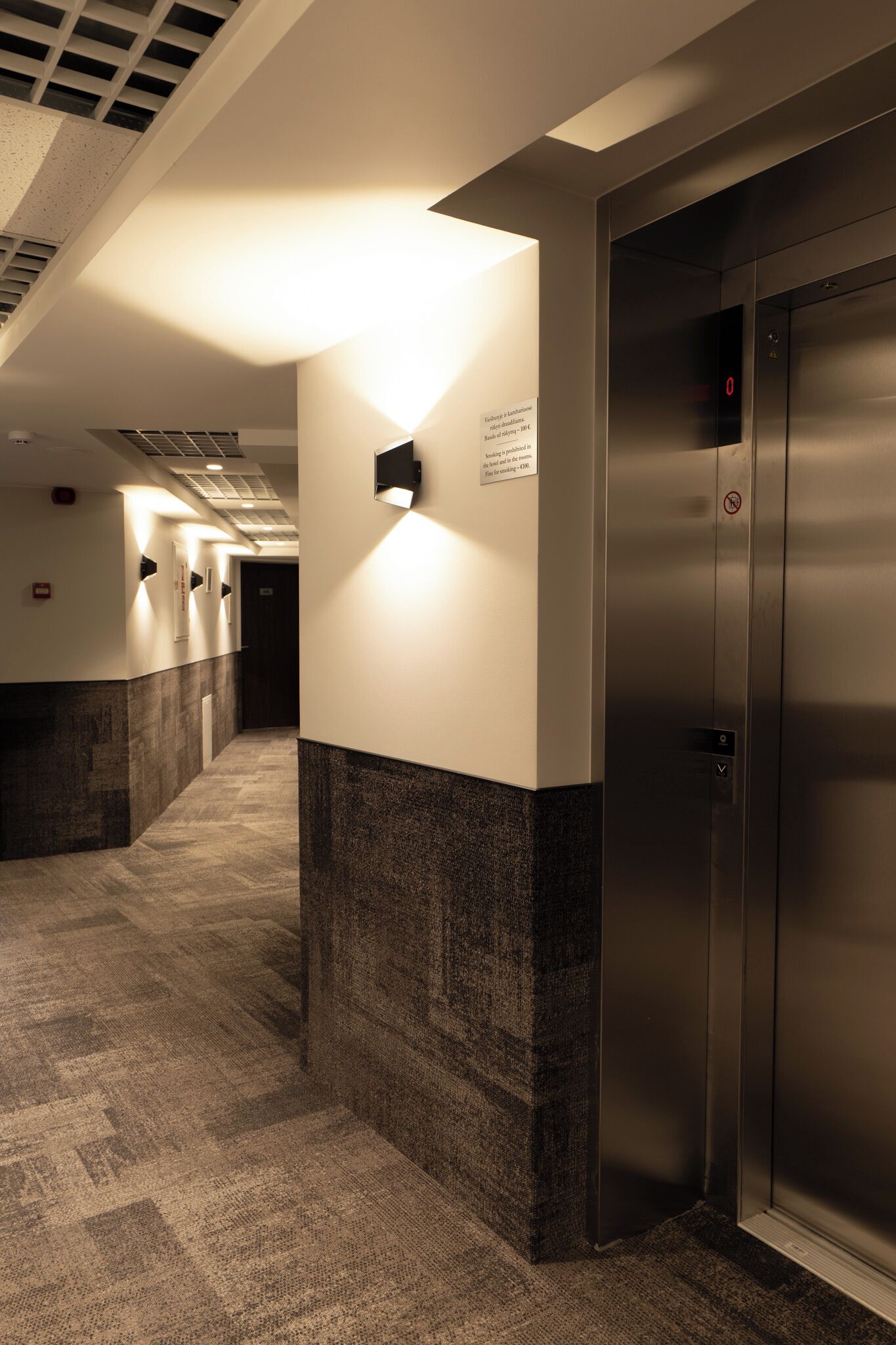 المنشأة من الخارج