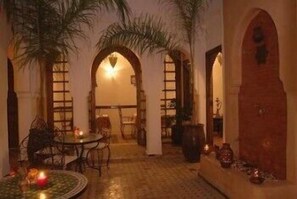 Interior detail - Riad Nerja Hotel (Marrakech)