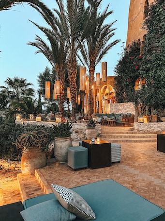 Exterior. Le Jardin Des Douars