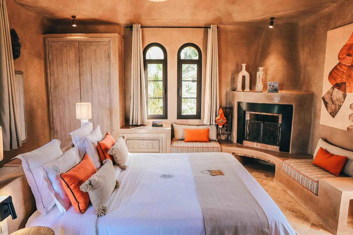 pacha room | 4 bedrooms, egyptian cotton sheets, premium bedding, pillow-top beds