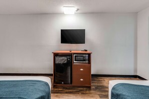 Unika möbler, skrivbord, gratis wi-fi och sängkläder