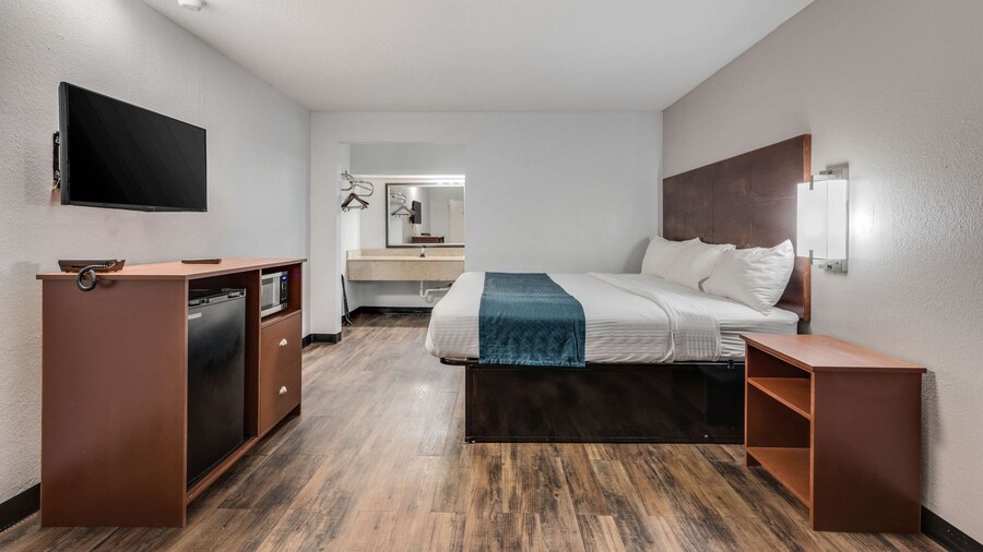 Motel 6 Tupelo, MS - Downtown
