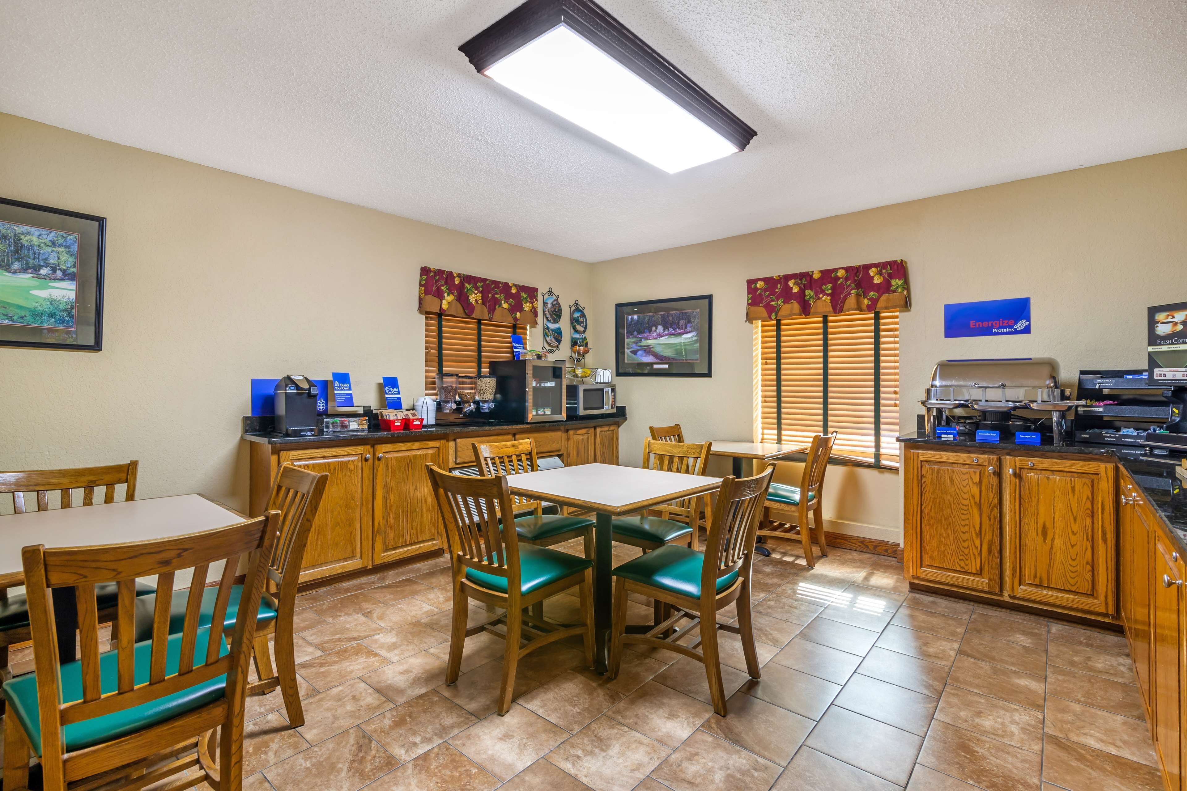 Free daily full breakfast