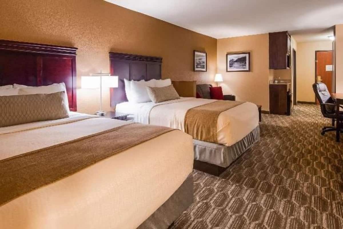 Ylelliset vuodevaatteet, pillowtop-patjalliset sängyt