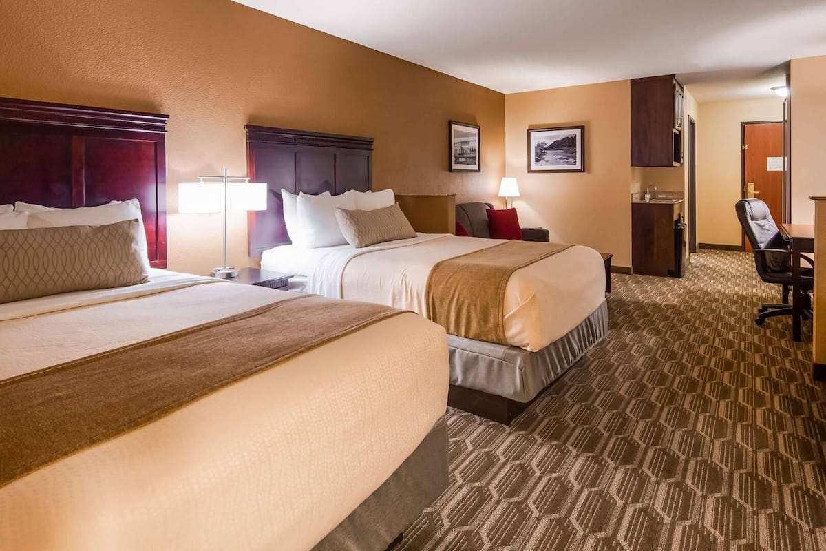 Premium bedding, pillowtop beds, in-room safe, blackout drapes