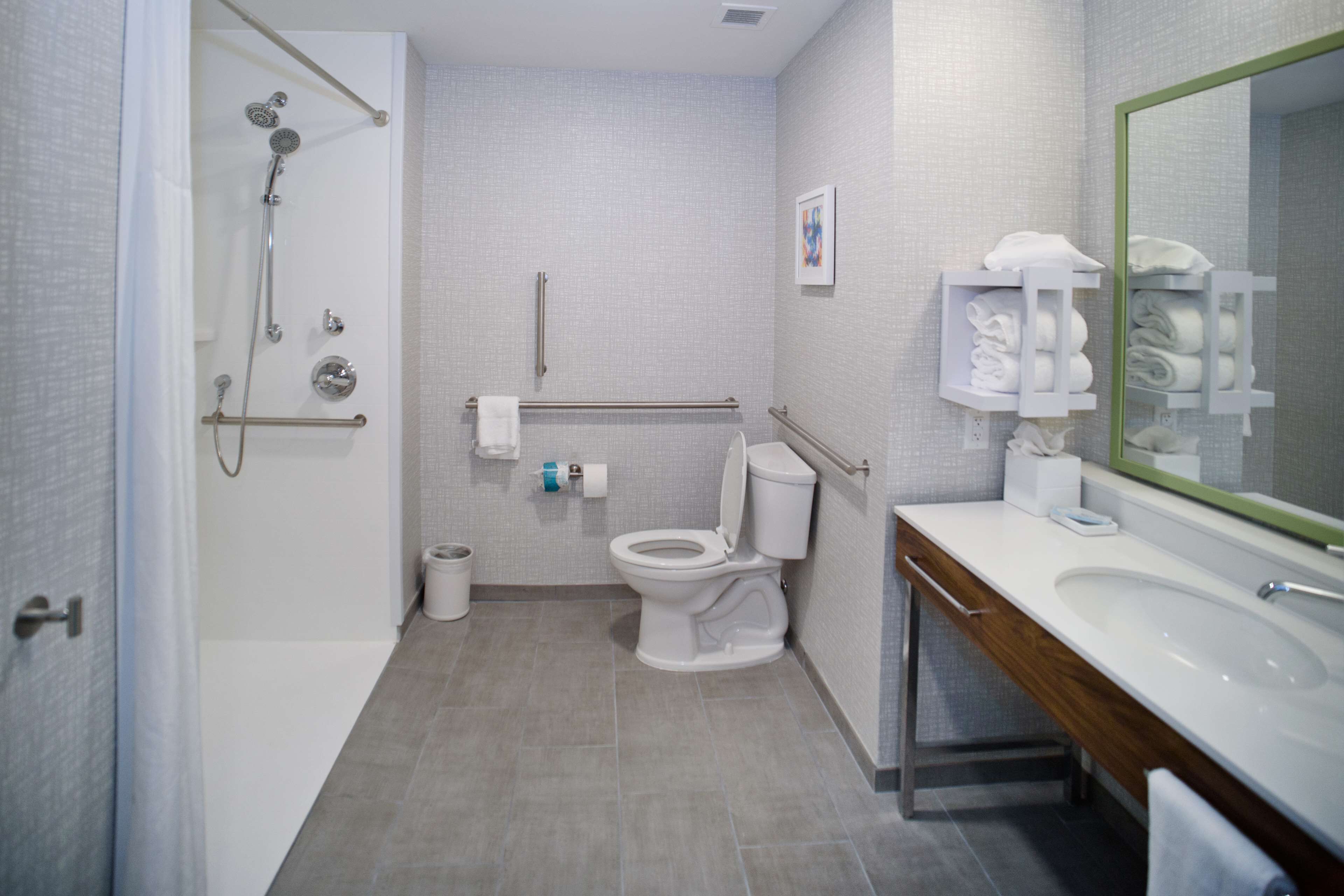 room | premium bedding, in-room safe, desk, blackout curtains