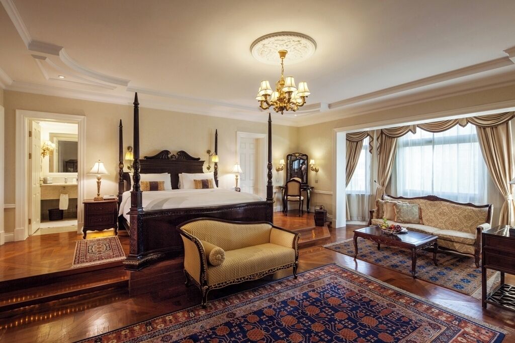 Suite (Heritage) | Premium bedding, down comforters, Select Comfort beds, minibar