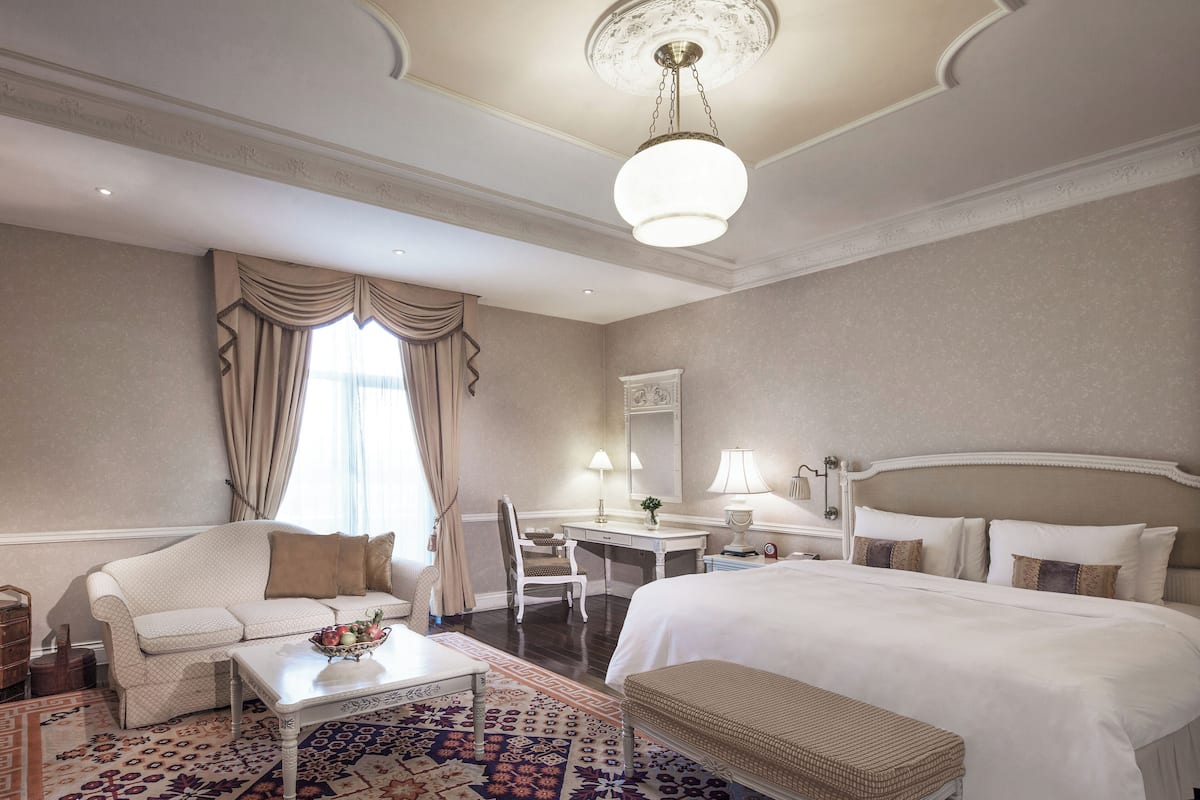 Premium bedding, down duvets, Select Comfort beds, minibar