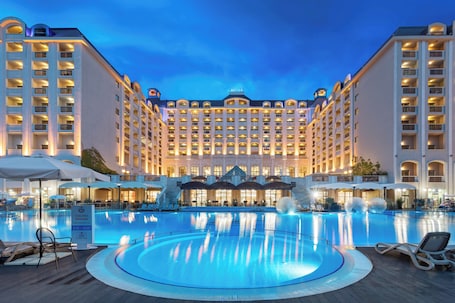 Indoor pool, 4 outdoor pools, pool umbrellas, pool loungers. Melia Grand Hermitage - All Inclusive