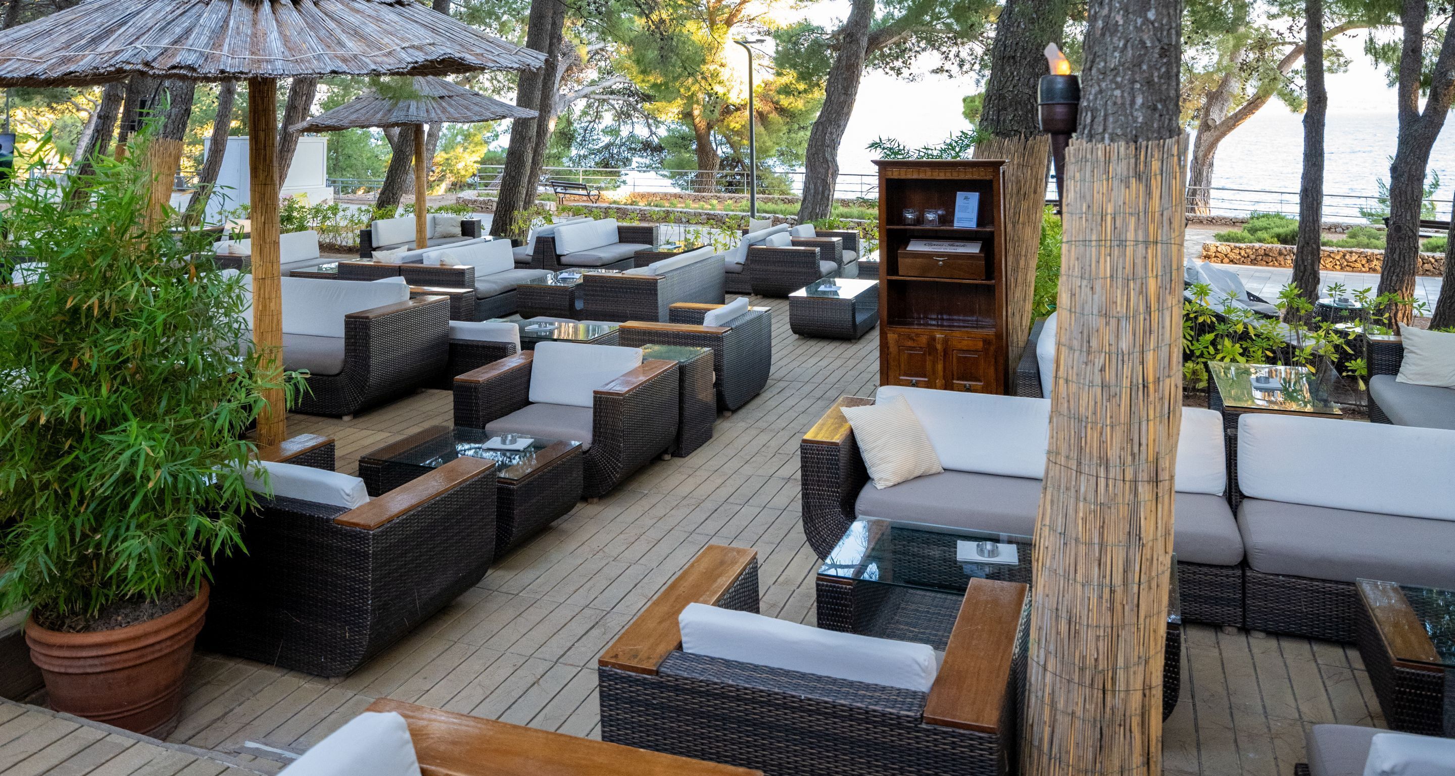 Beach bar
