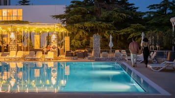 2 barer/lounger, cocktailbar