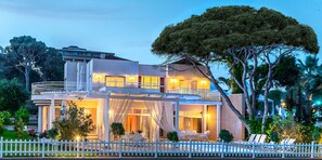 Presidential-Villa, 5 Schlafzimmer, Strandblick | Aussenbereich