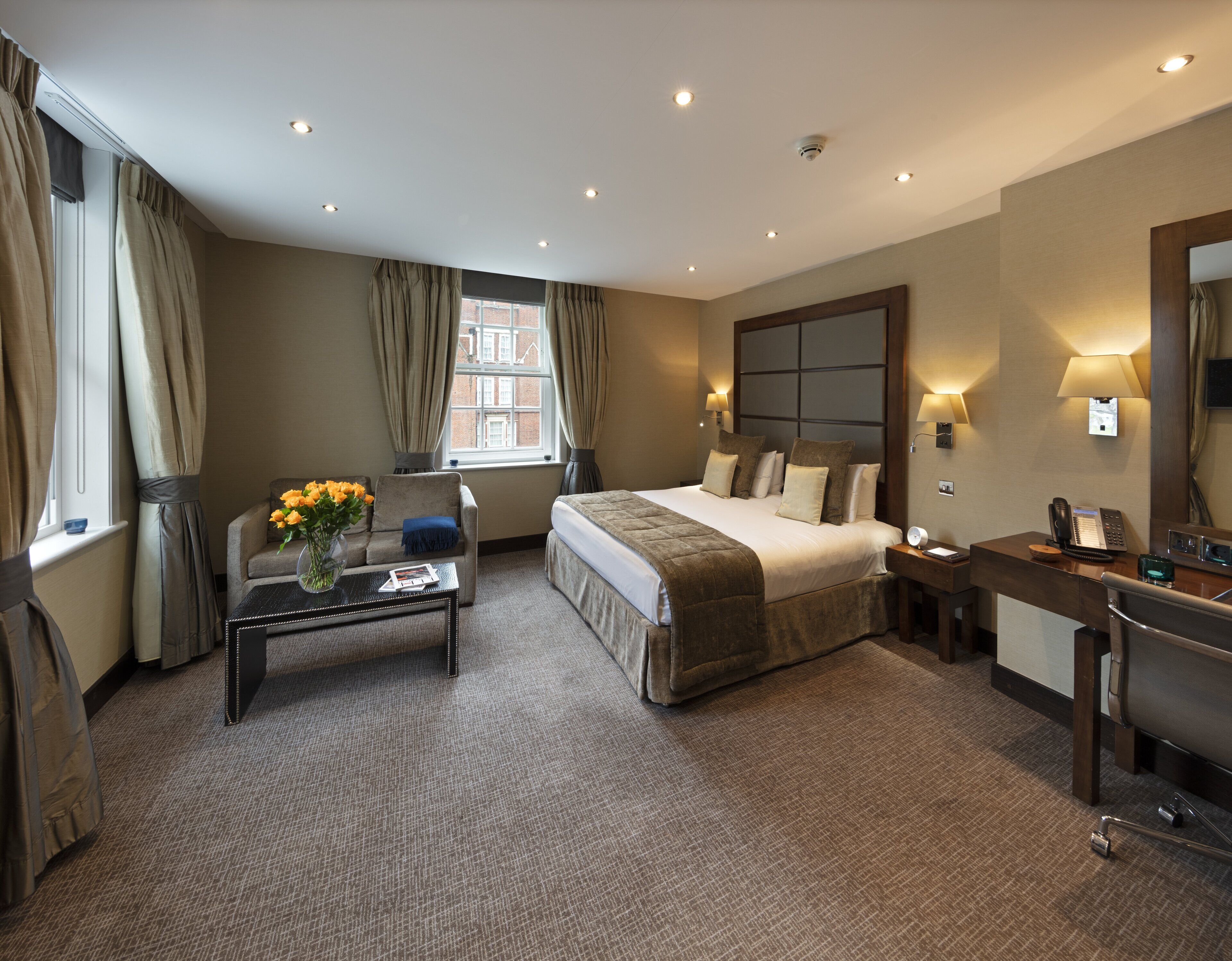 Photo - Wellington Hotel by Blue Orchid