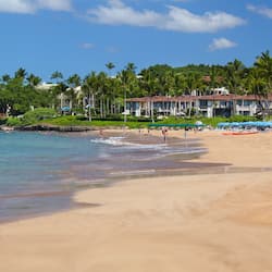 On the beach, white sand, free beach shuttle, beach towels