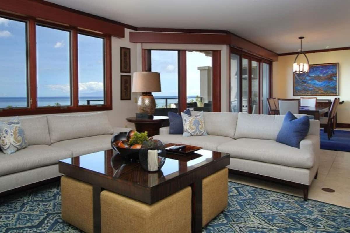 Condo, 2 Bedrooms, Ocean View (502) | Front of property