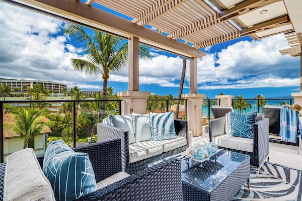 Villa, 3 Bedrooms, Ocean View (D302) | Premium bedding, in-room safe, individually decorated