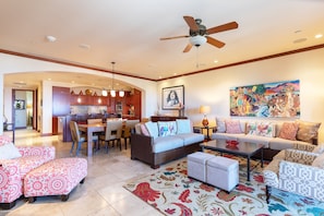 Penthouse, 3 Bedrooms, Garden View | Living area