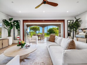 Villa, 3 Schlafzimmer, Meerblick (B101) | Wohnbereich