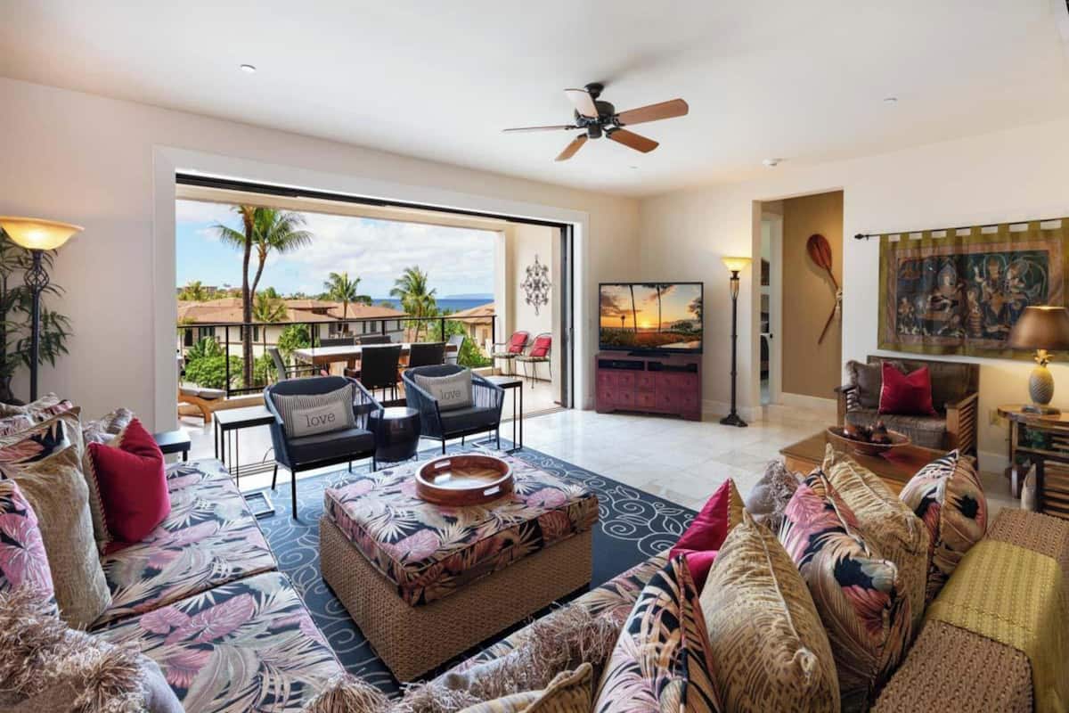 Condo, 3 Bedrooms, Garden View (209) | Front of property