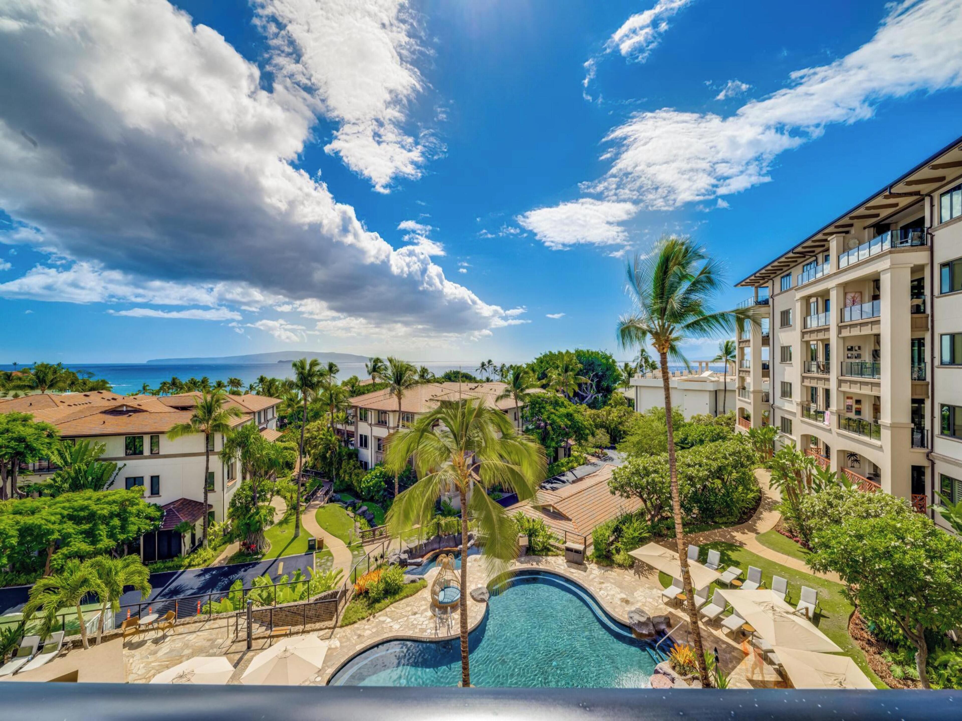 Condo, 2 Bedrooms, Ocean View (307) | Front of property