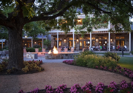 4 restaurants, breakfast served. Hyatt Regency Lost Pines Resort and Spa
