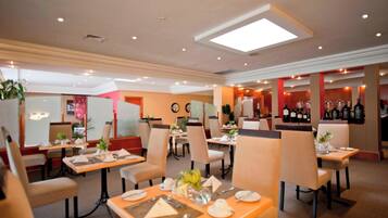 Ze serveren er ontbijt, lunch, diner en brunch
