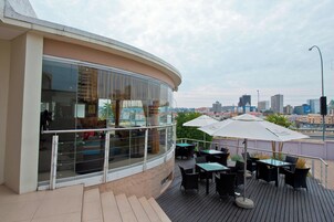 Se sirven desayunos, almuerzos y cenas