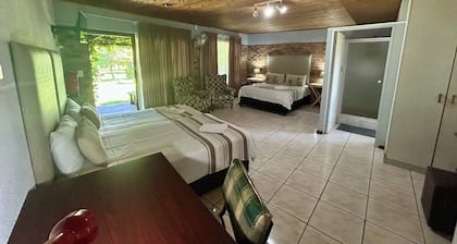Airport Bird & Game Lodge