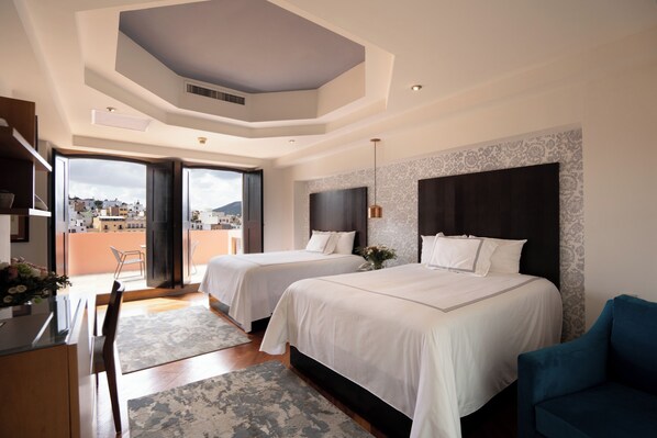 Standard Room, 2 Queen Beds, City View